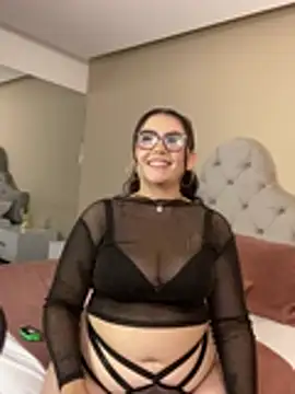 AlmaraRouge webcam