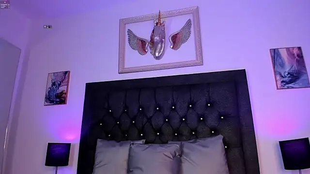 Mia_ink1111 live cam on StripChat