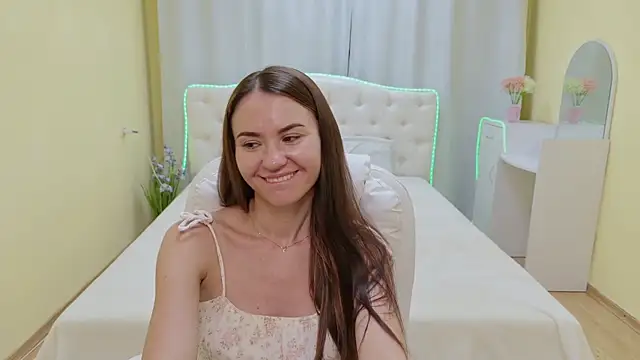 KaraCriegs live cam on StripChat