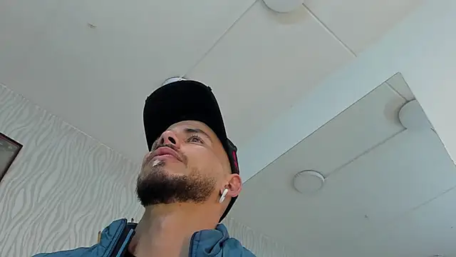 dylan_jacobx (M young) - kiss 😘
