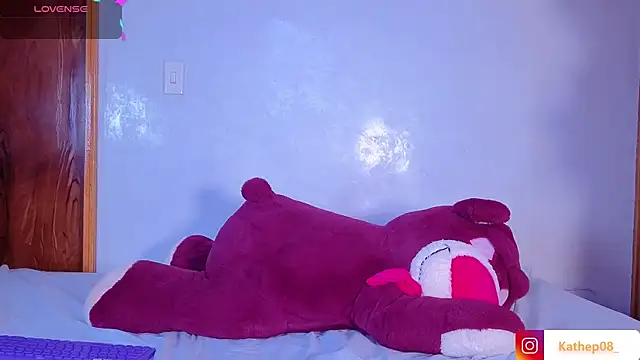 LunnaBlake live cam on StripChat