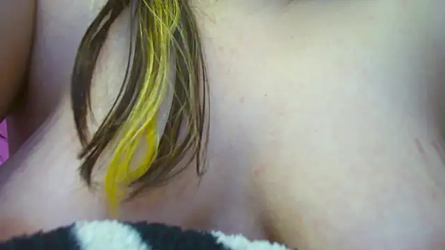 RosieNana live cam on StripChat