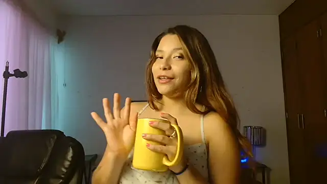 3littles - 3littles's free webcam - UK Sex Cams