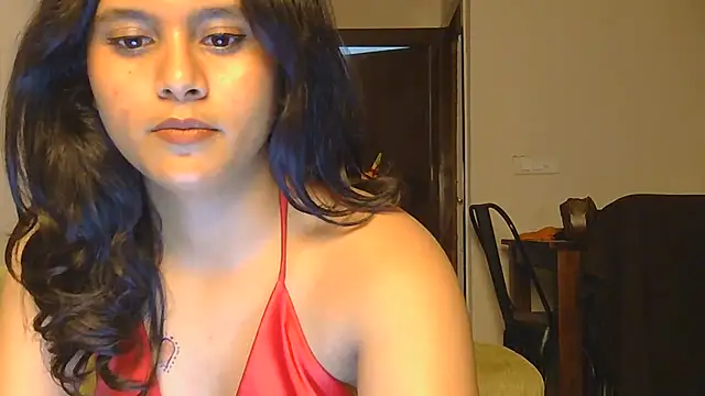 Naira_fit live cam on StripChat