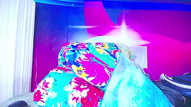 Cristalxxts webcam