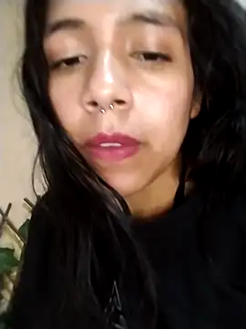 lovehoney02 (F young) - masturbacion+chupada de tetas