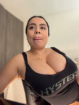 valeria2019hot webcam