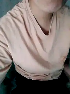 BigAssmomx live cam on StripChat