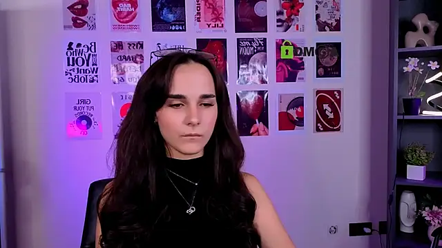 ariana_ross7 live cam on StripChat