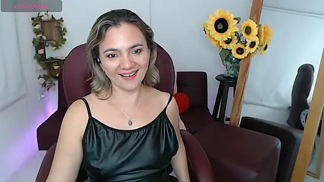 ana_milf webcam