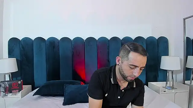 Lushian_Luna live cam on StripChat
