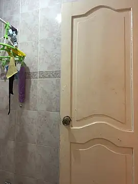 Eva_Feller69