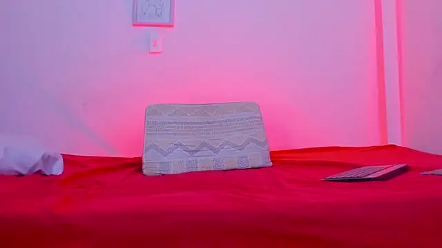 Jave_rave live cam on StripChat