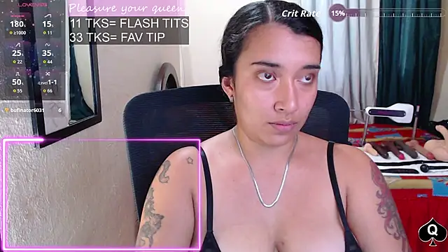 Robin_H00t_2 live cam on StripChat