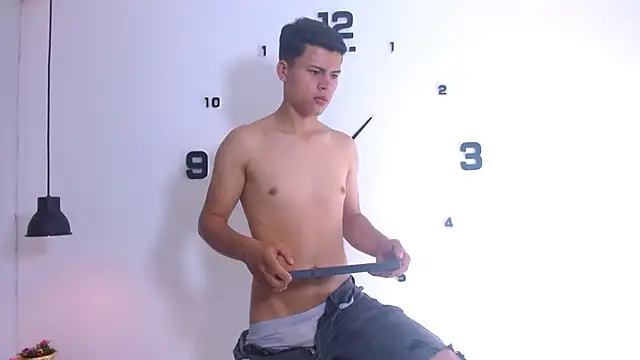 Ethan_Brooks_ live cam on StripChat