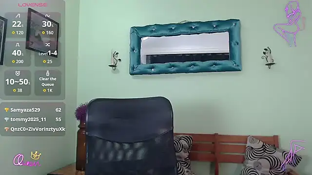 _Victoria_Jones_ live cam on StripChat