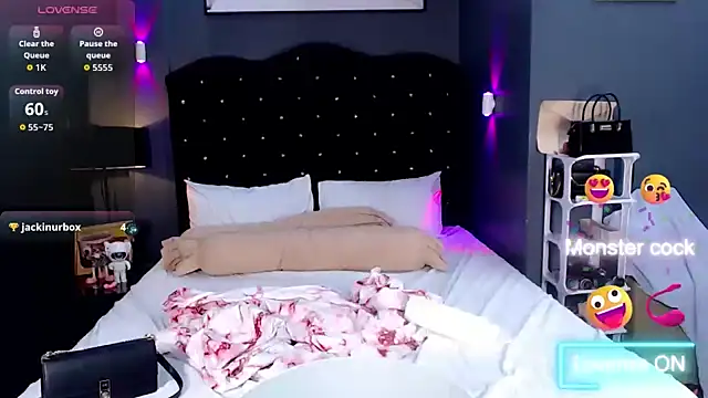 HOTTESTCANDYTS webcam