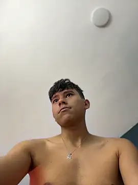 Angel_esteban_fx live cam on StripChat