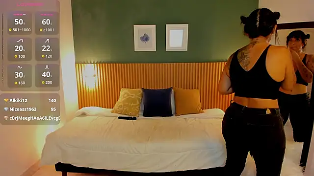 kristen_kassi webcam