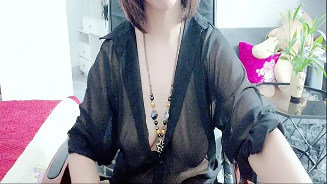 Miu-Le live cam on StripChat