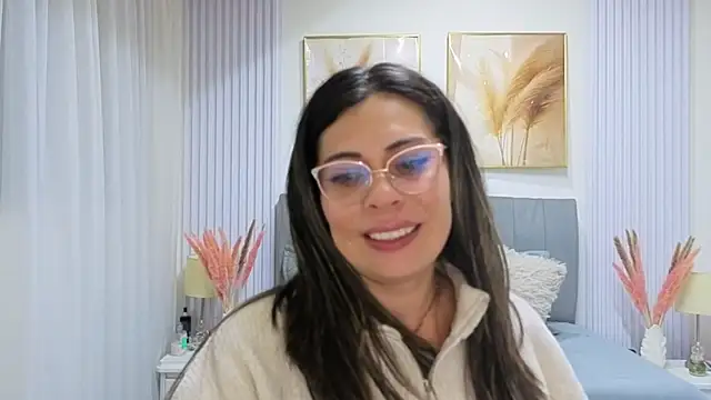 _lara1 webcam