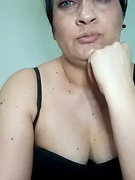 megan_milf79 webcam