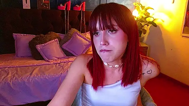 zohet_kriss live cam on StripChat