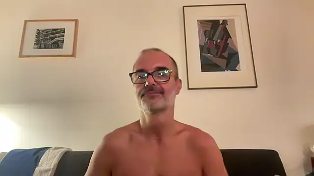 Milkywaymen live cam on StripChat