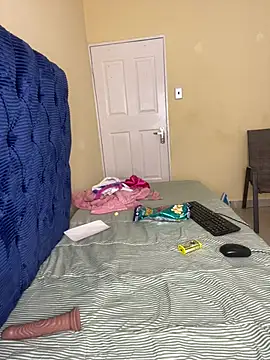 CocoTrouble webcam