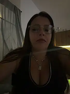 Lauren_Bond live cam on StripChat