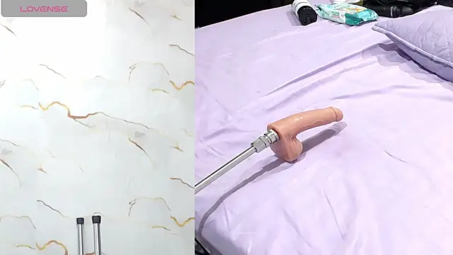 Emma_trons_ webcam