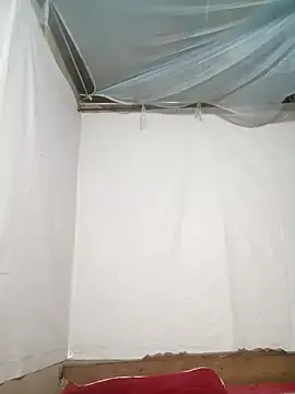 BigAss-69 webcam