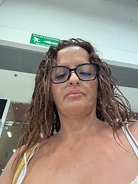 CioniWeiss live sex cam