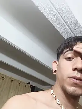 TheCofla99 live cam on StripChat