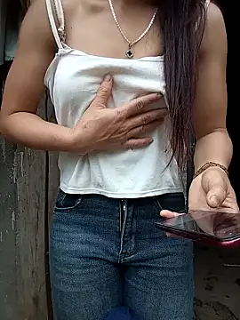 Heryy_xx live cam on StripChat
