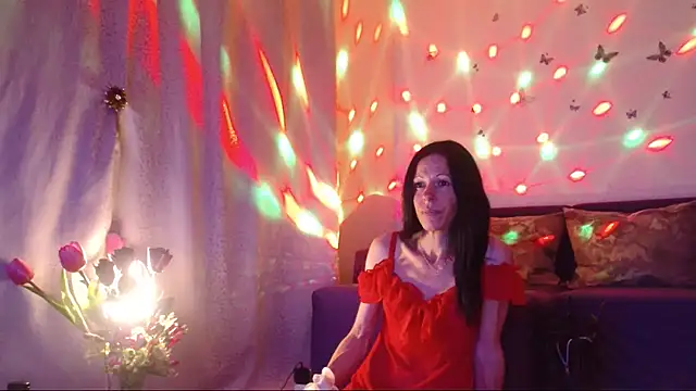 ElysaSun live cam on StripChat