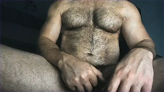 hugealphabeast (M young) - Cum Show