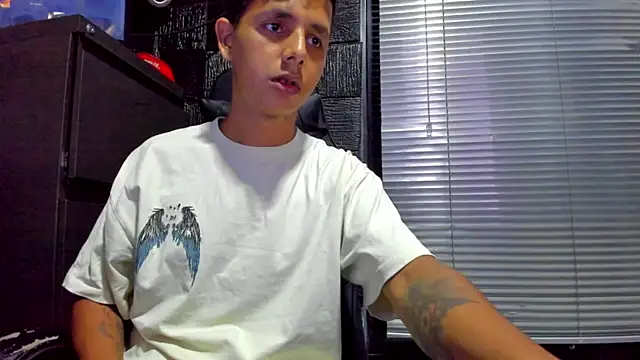 boy_bigcock24cm