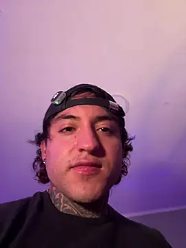 taylerymegan - TayleryMegan's free webcam - UK Sex Cams