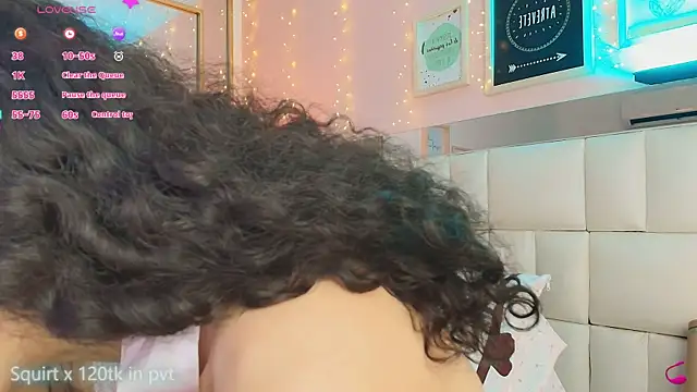 anahi_maite live cam on StripChat