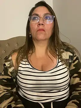 SCARLET-20 live cam on StripChat