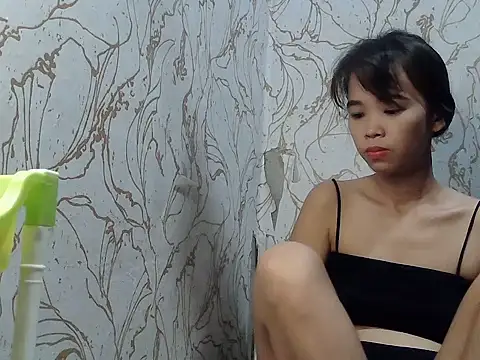 sweetdolly27 live cam on StripChat