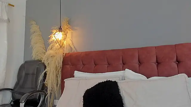 victoria_decapri webcam
