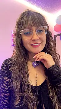 SammyGomez live cam on StripChat