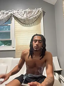 Mellyj053 webcam