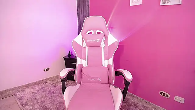 petitecherry_ webcam