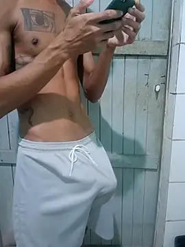lcsexy45 live cam on StripChat