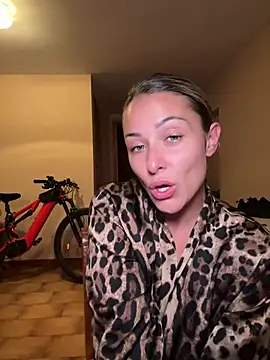 petrouchkaaa_ webcam