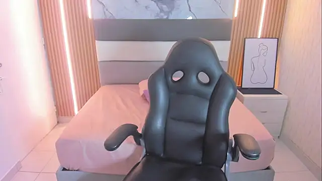 angelinemore webcam