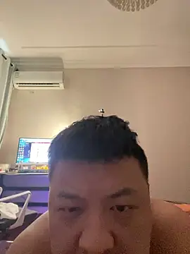 zhang1118 webcam